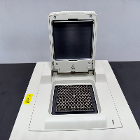 Bio-Rad C1000 Touch Thermal Cycler image 3
